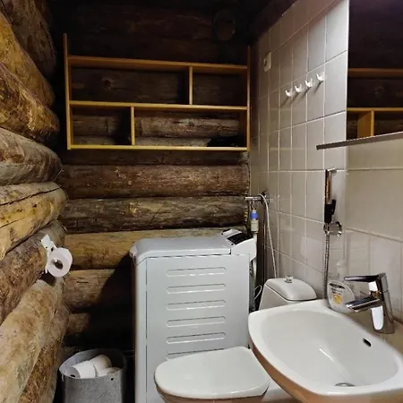 Hoeperoe | Charming 1Br Apt | Sauna & Fireplace Loma-asunnot